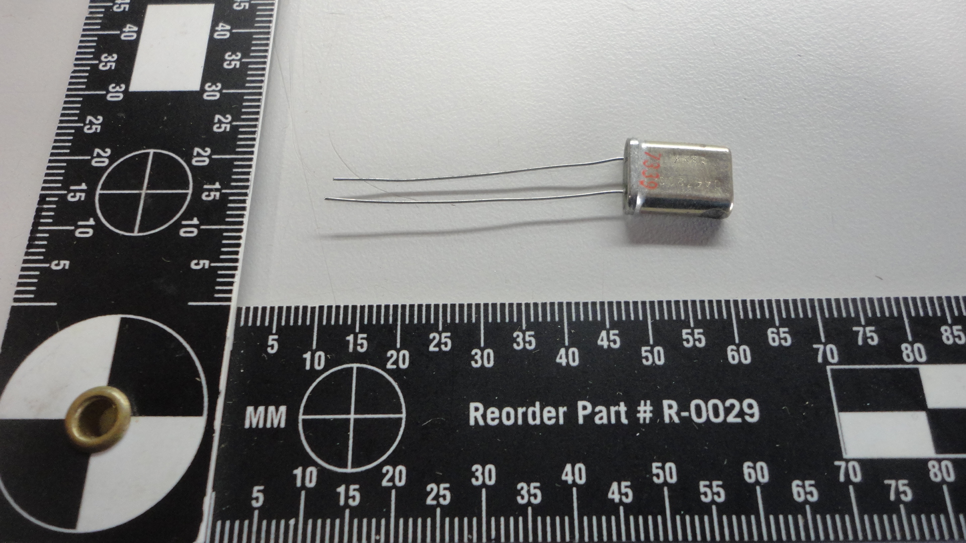 290-4472-00 CRYSTAL UNIT; QUARTZ