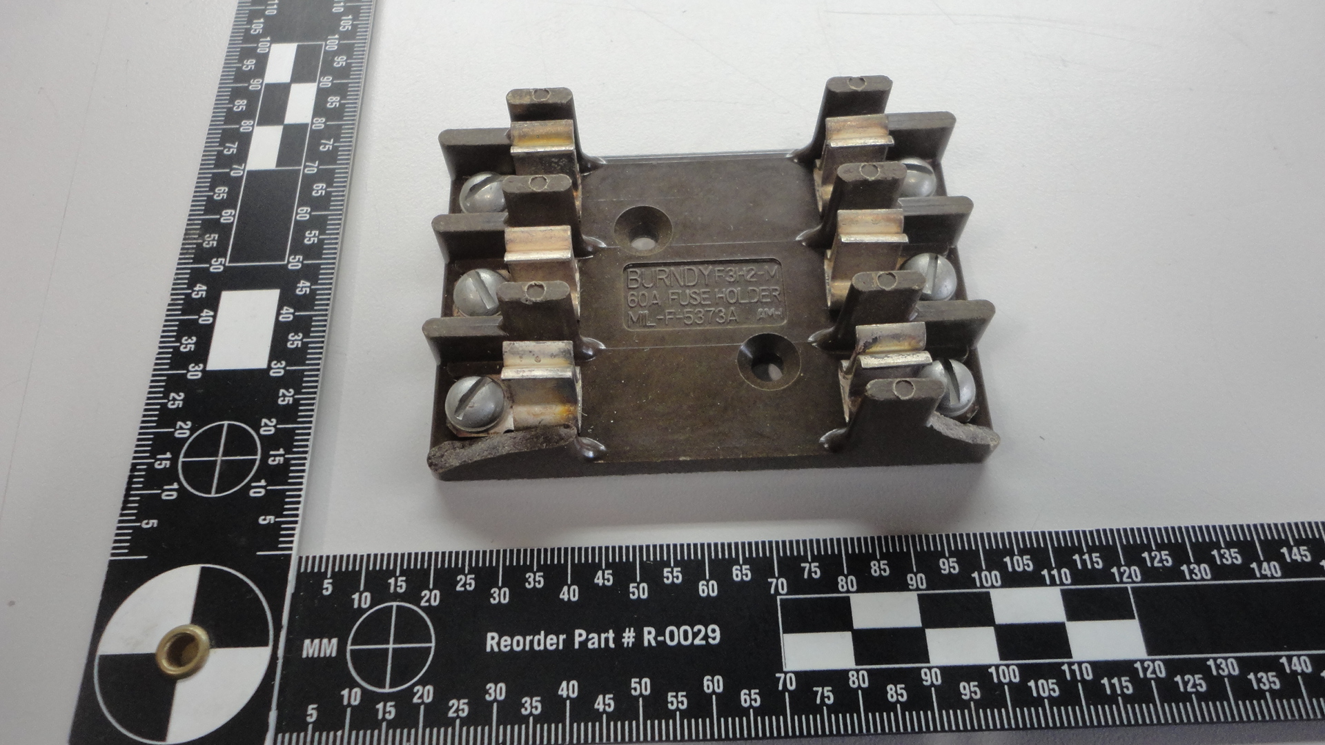 MS24000-3 FUSE HOLDER