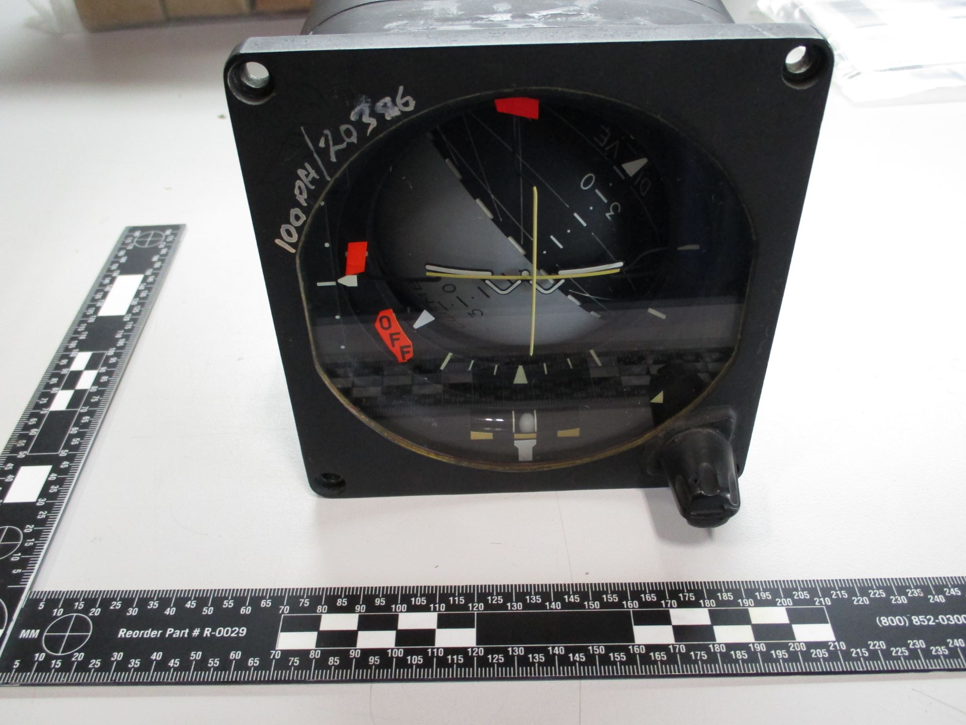 NDN7198-01 INDICATOR  ATTITUDE DIRECTIONAL