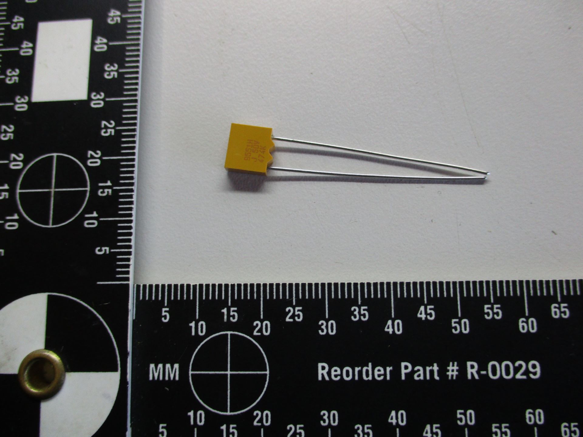 M39014-02-1320V CAPACITOR FIXED