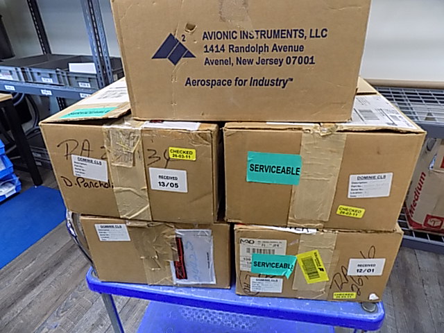 1B1000-1G-F27 STATIC INVERTER