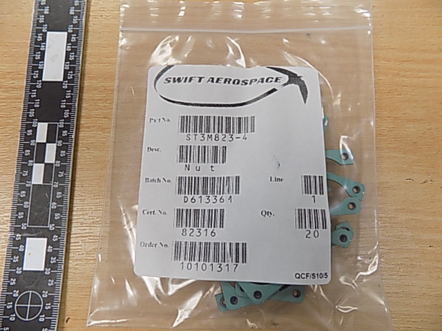 ST3M823-4 PLATE RETAINING