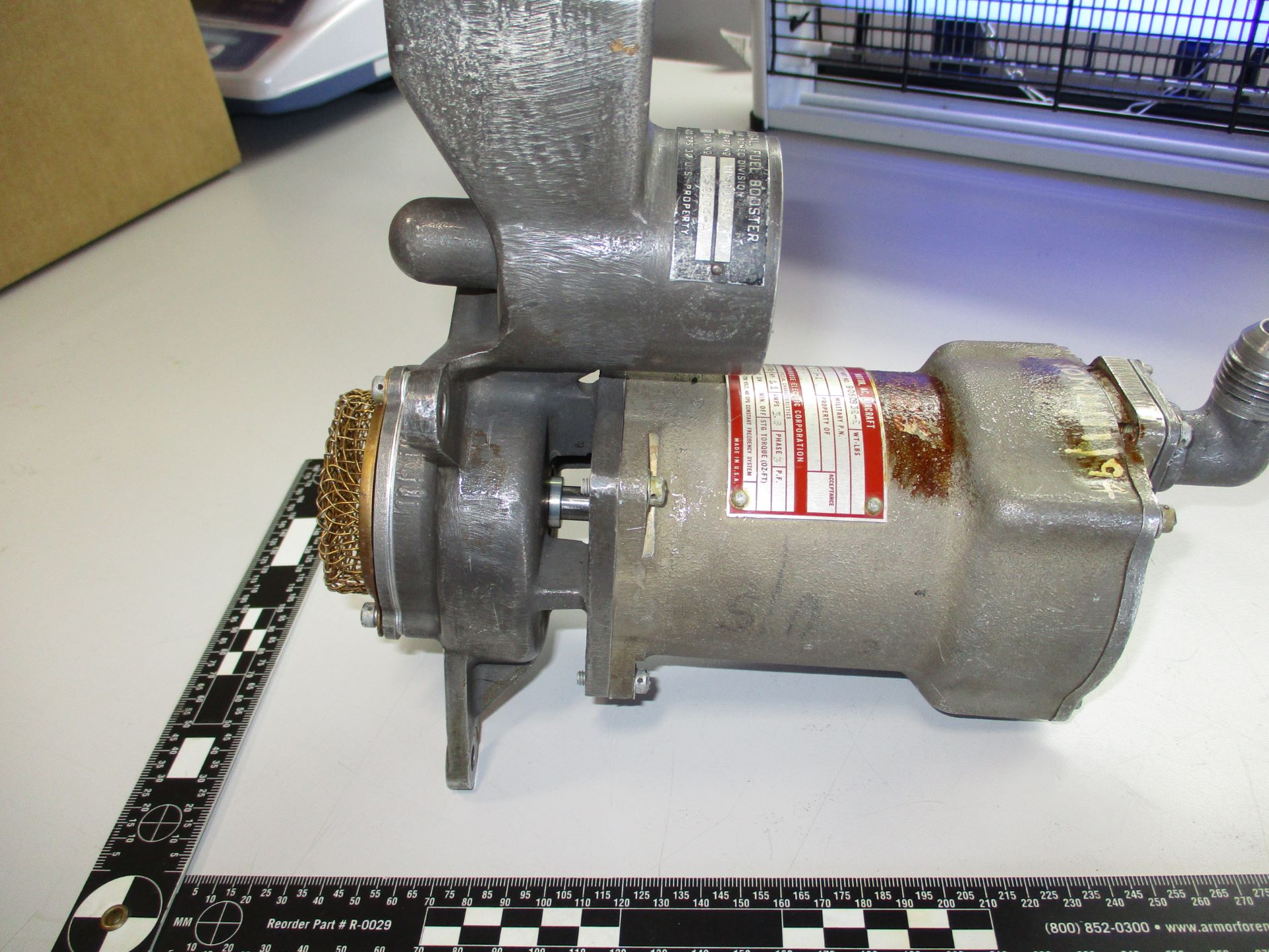 RR-11640 CENTRIFUGAL FUEL BOOSTER PUMP