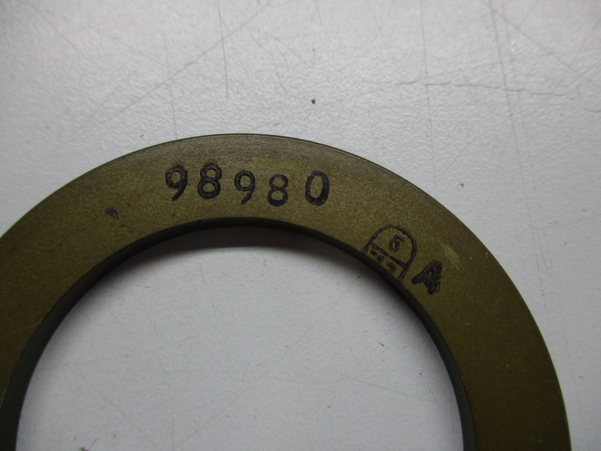 98980 RETAINER