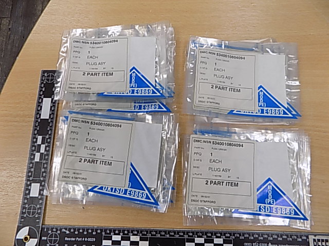 576R929 PLUG ASSEMBLY SEALING