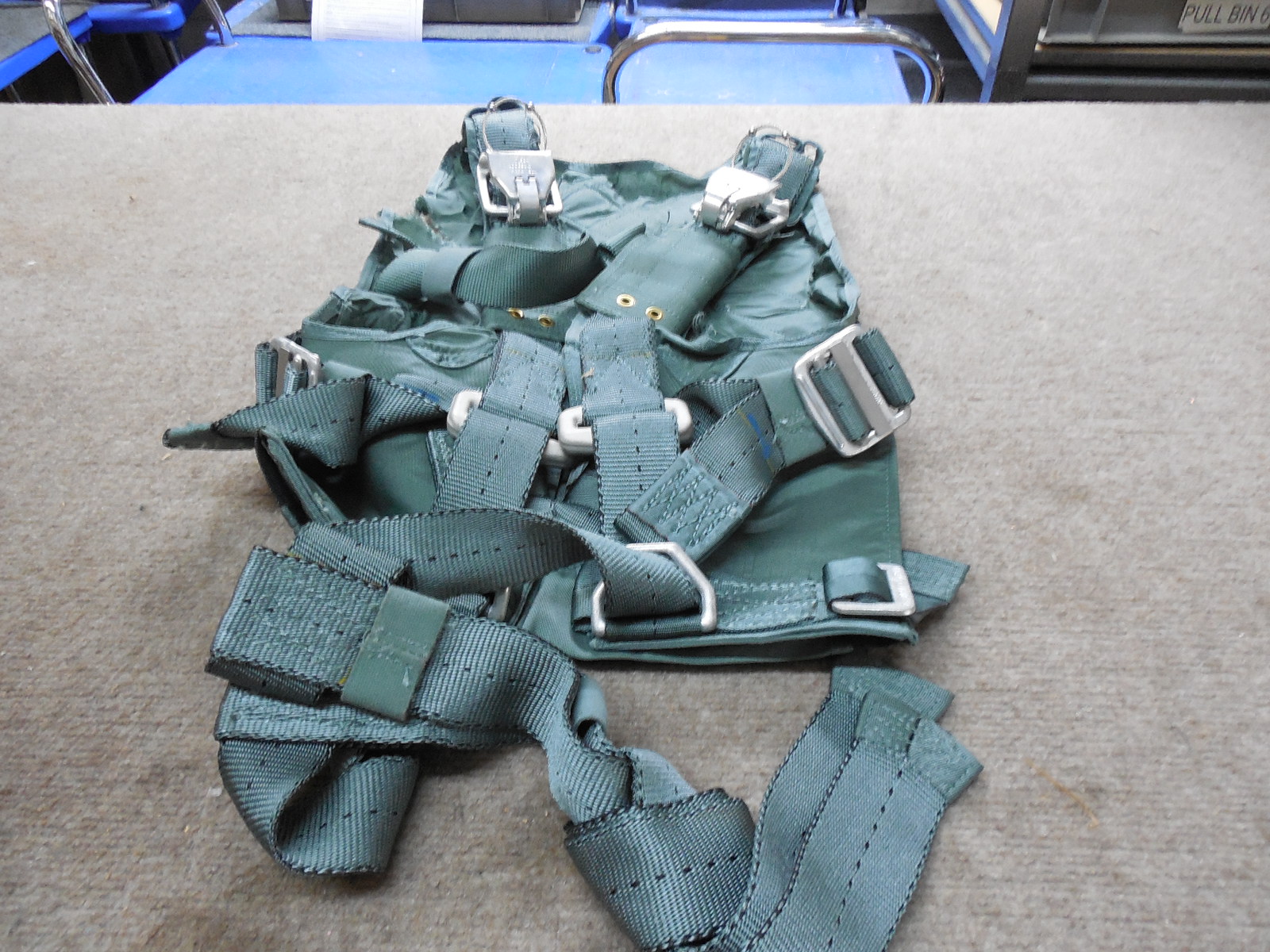 68J420-101 HARNESS