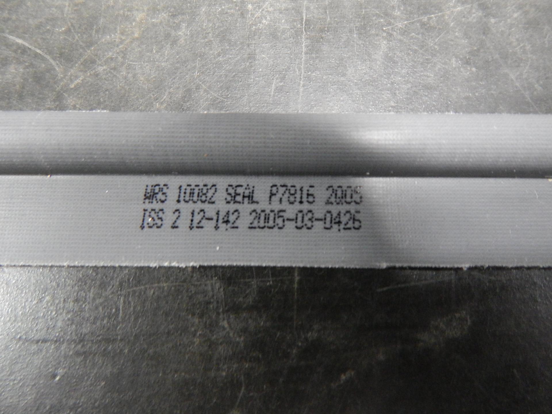 WRS10082 NONMETALLIC SPECIAL SHAPED SECTION