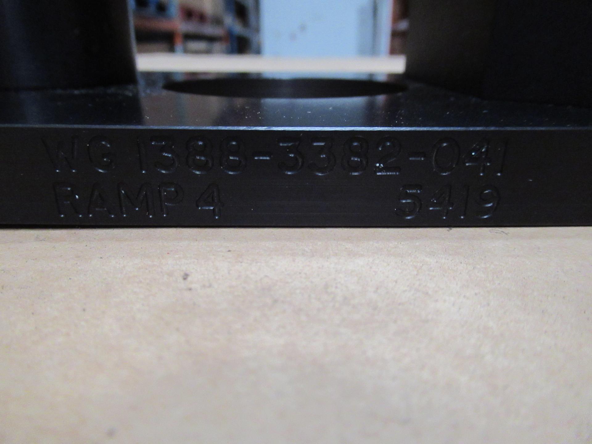 WG1388-3382-041 BASE ASSEMBLY BEARING