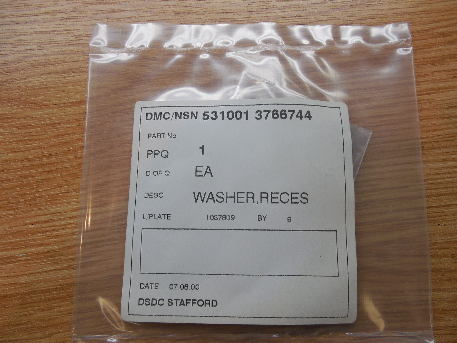 2-160-272-05 WASHER RECESSED