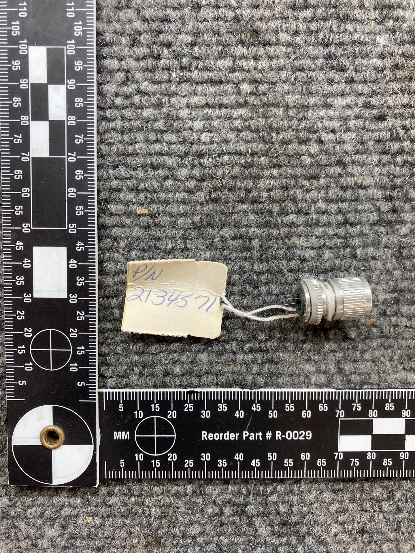 2134571 FUSEHOLDER;EXTRACTOR POST