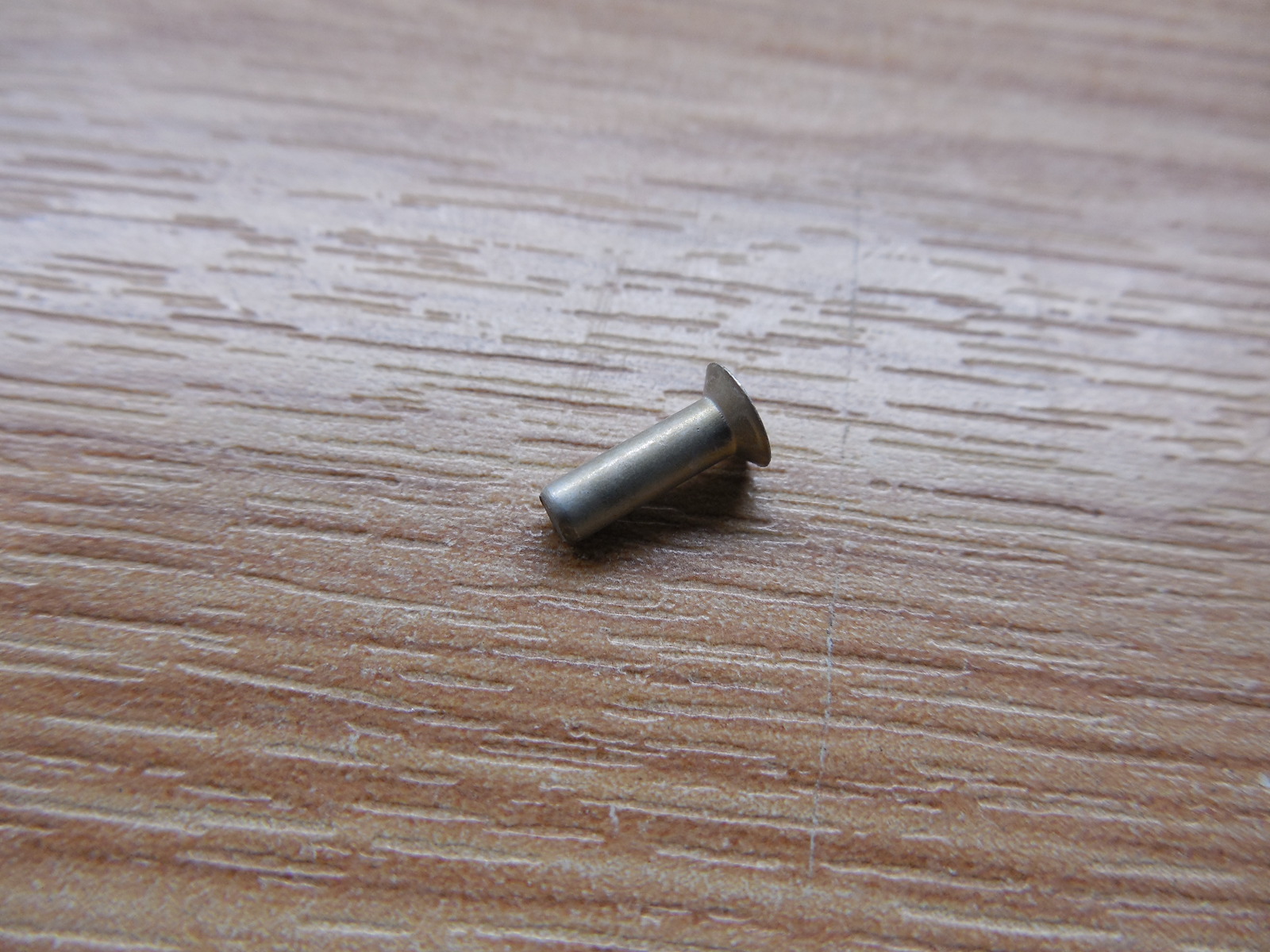 MS20426AD3-5 RIVET