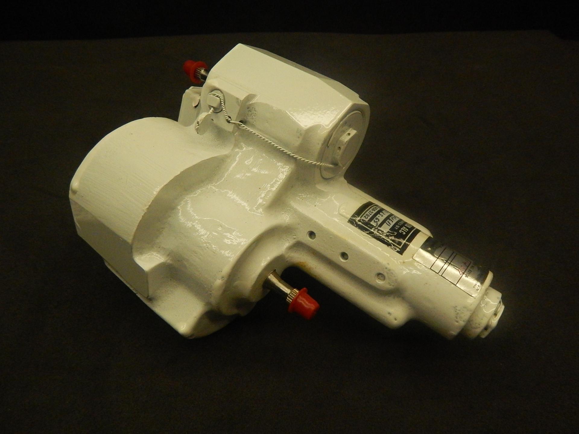 247750-1005 STEERING UNIT;AIRCRAFT NOSEWHEEL