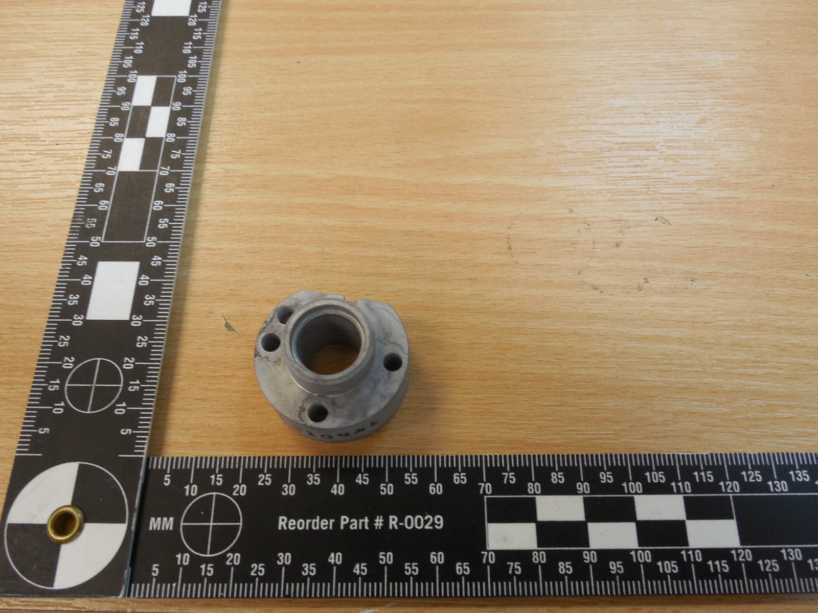 01-10941 BEARING COVER