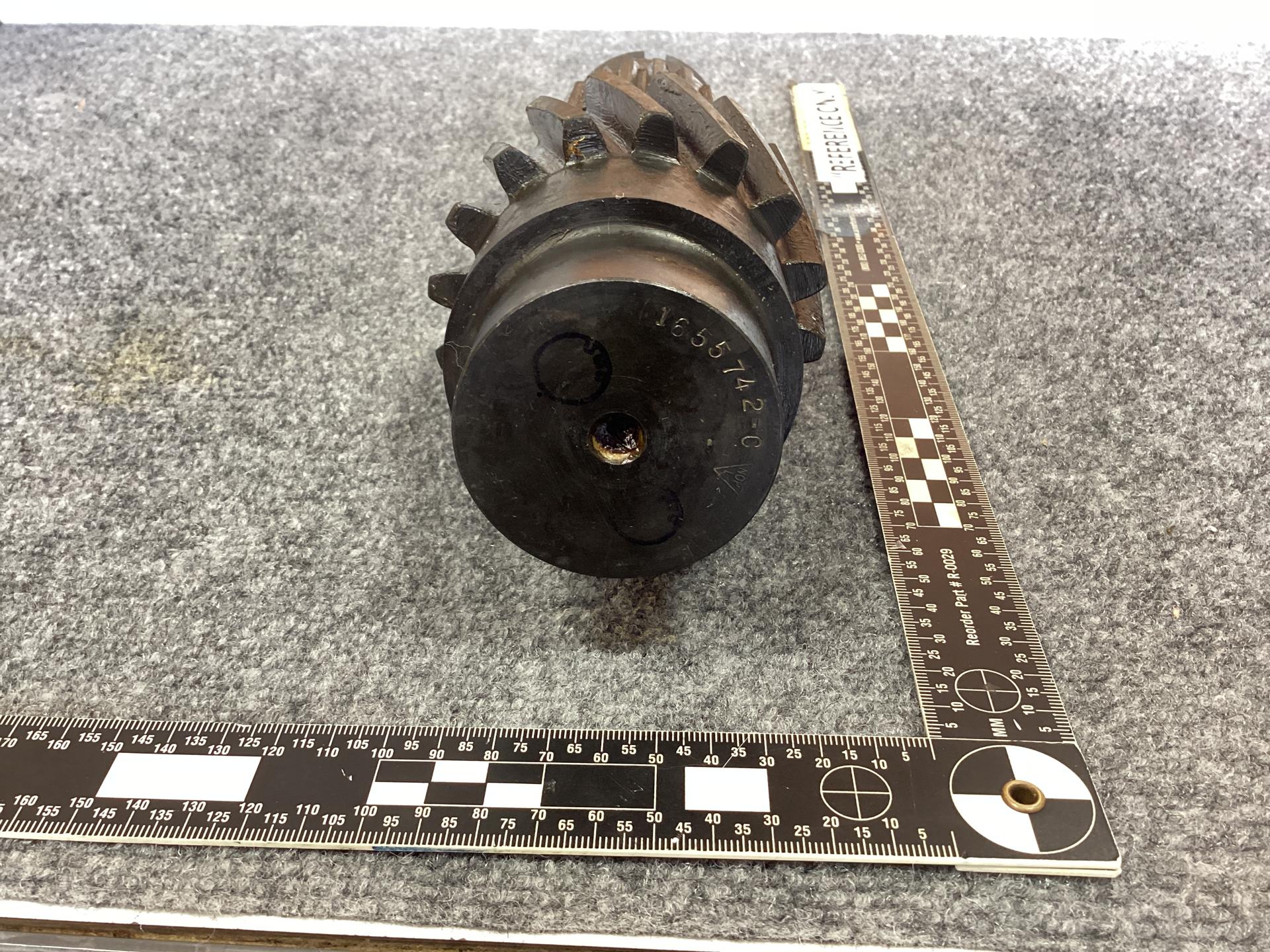 1655742 GEARSHAFT,HELICAL