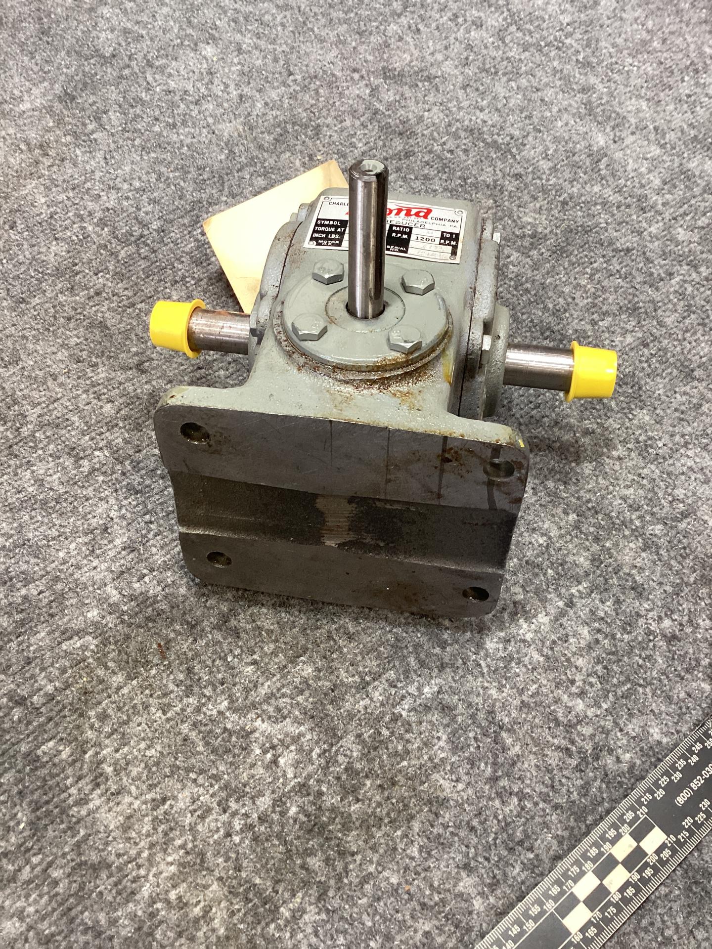 3010-01-198-0616 GEAR ASSY; SPEED DECREASER