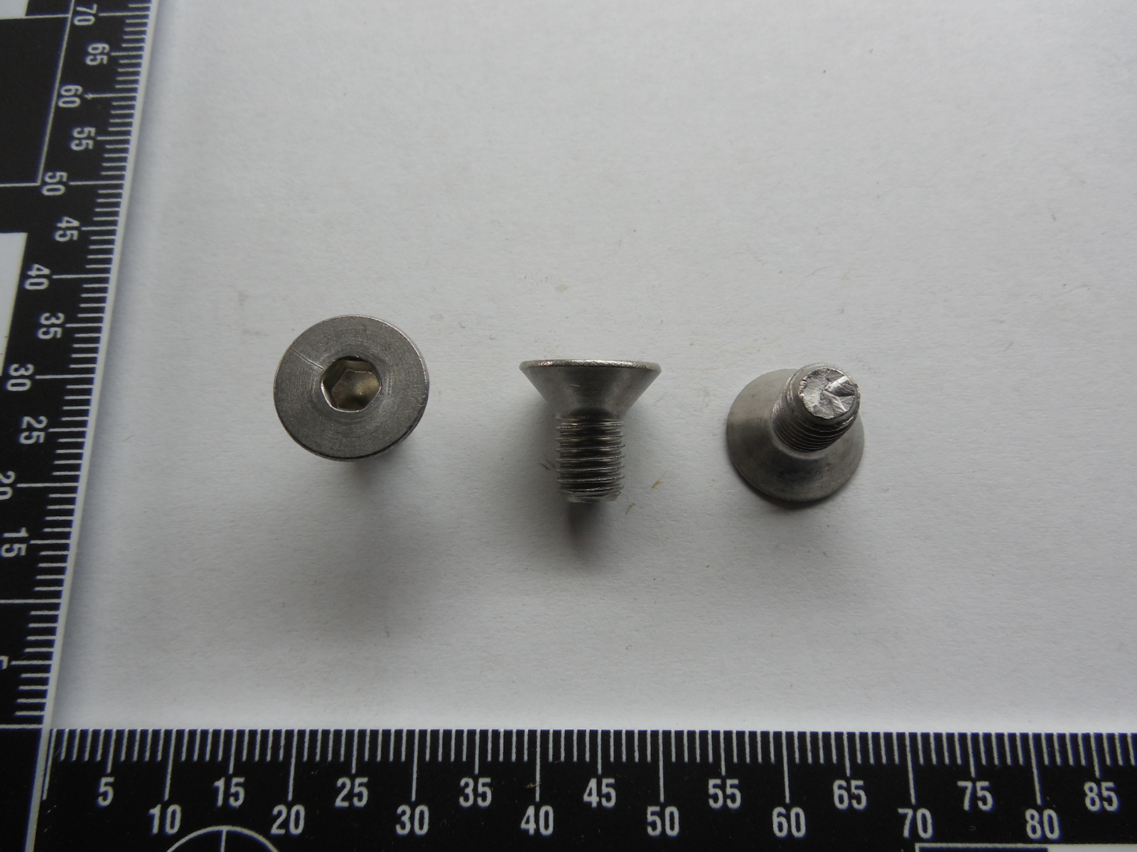 MS24672-10 SCREW;CAP;SOCKET HEAD
