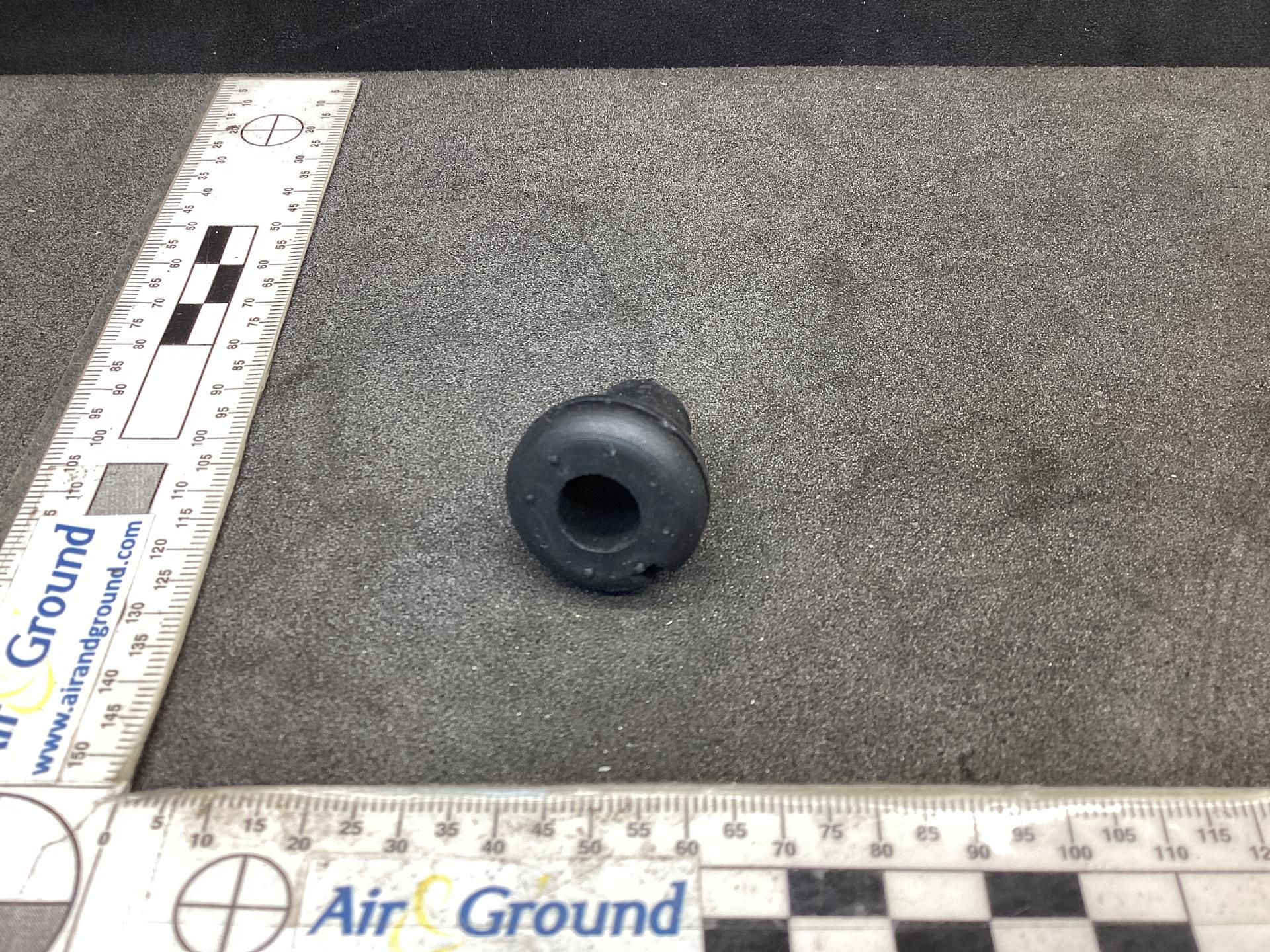 102155 GROMMET