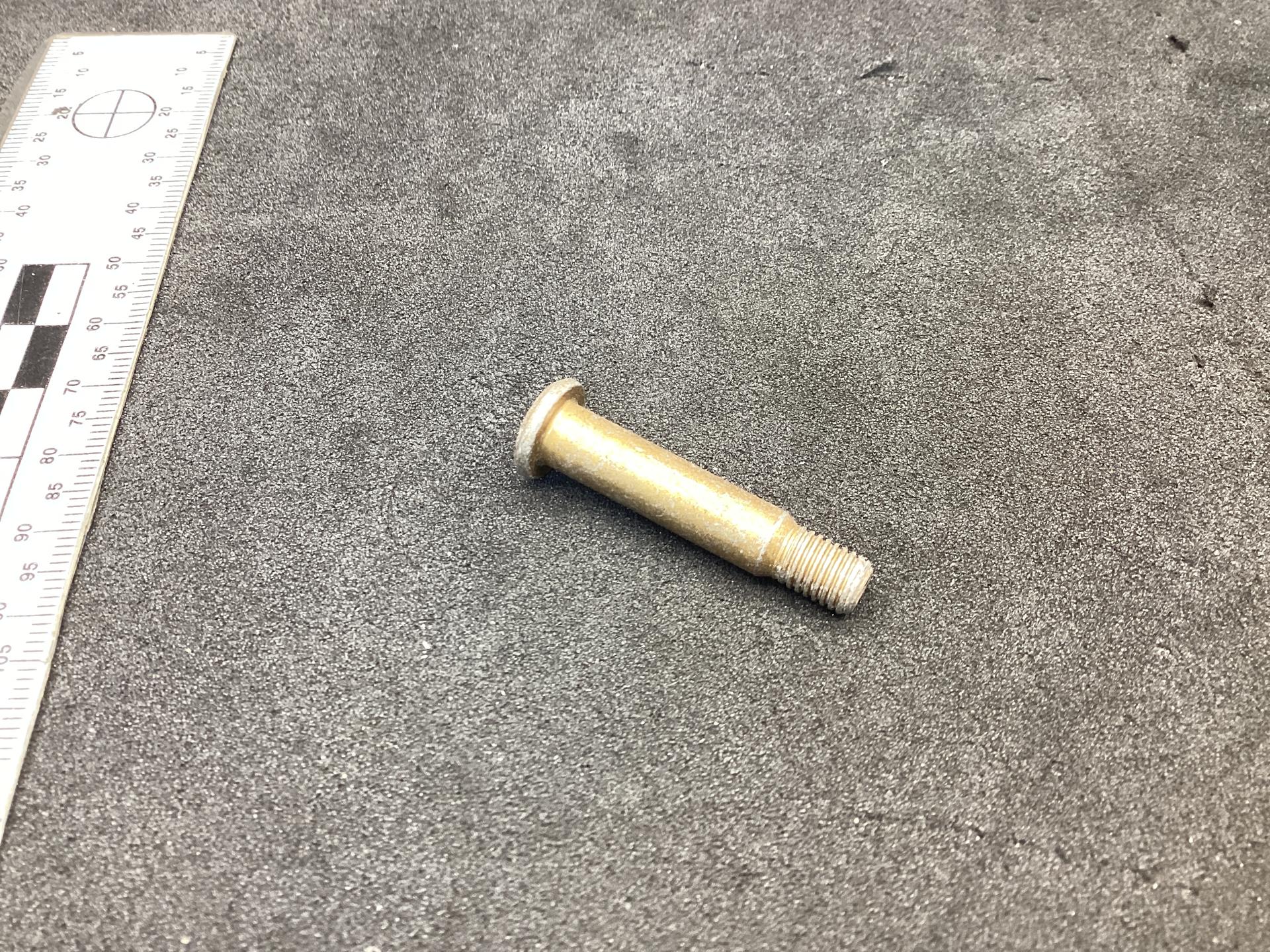 HL220-8-16 PIN RIVET THREADED