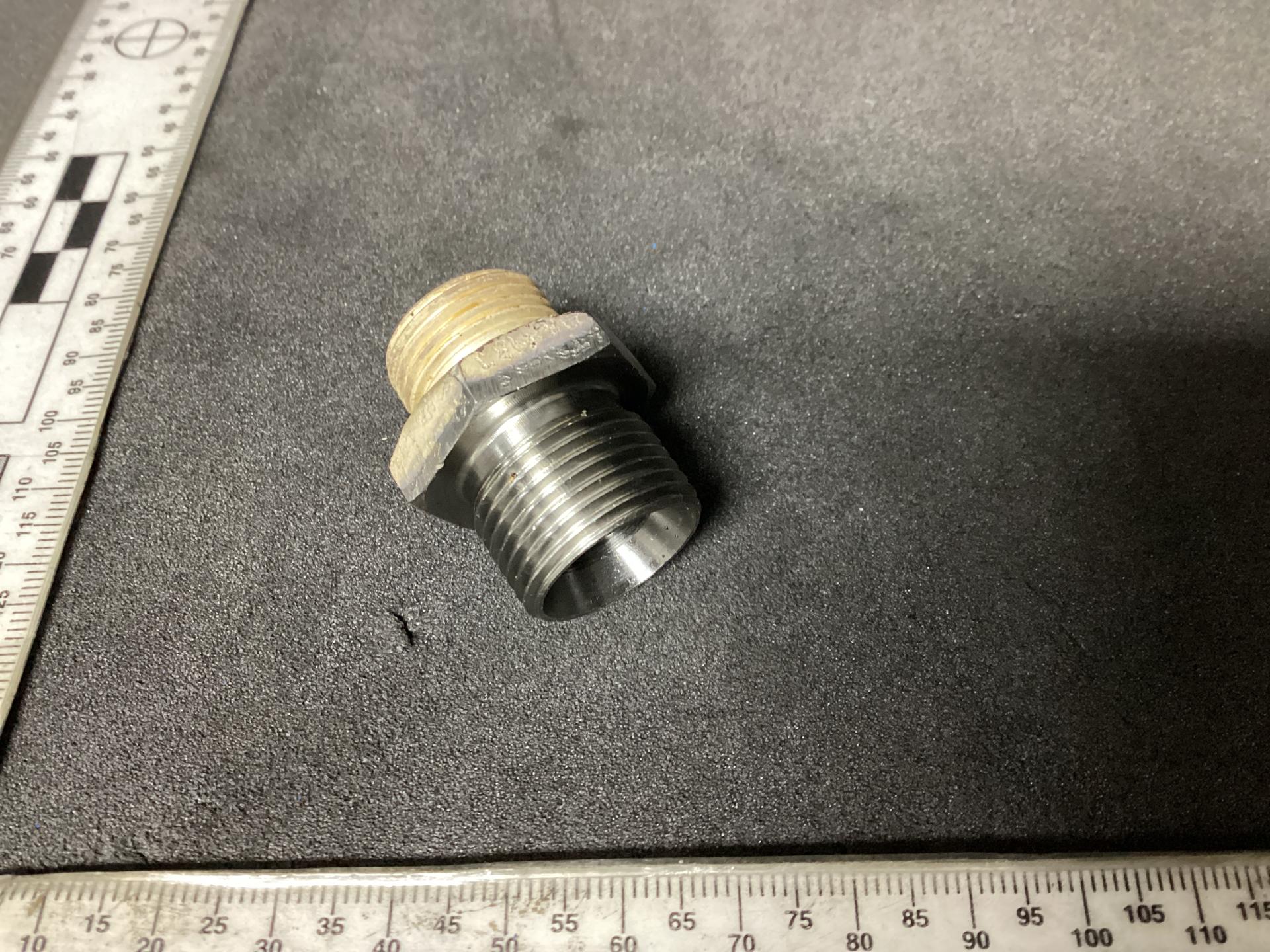 LJ21005 ADAPTER STRAIGHT
