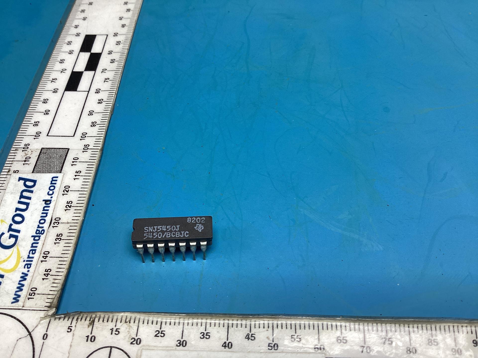 SNJ5450J MICROCIRCUIT