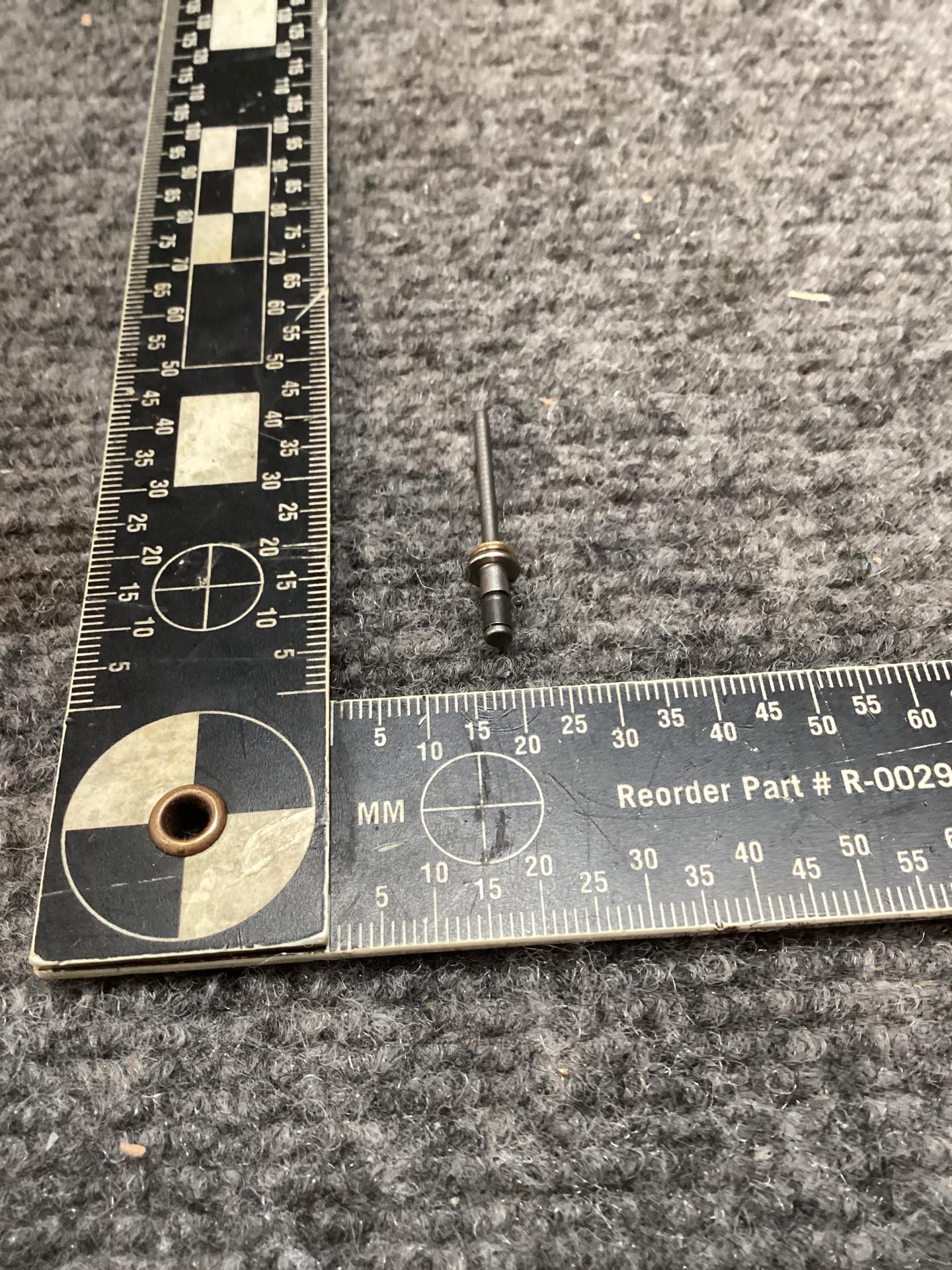 M7885/4-4-01 RIVET;BLIND	