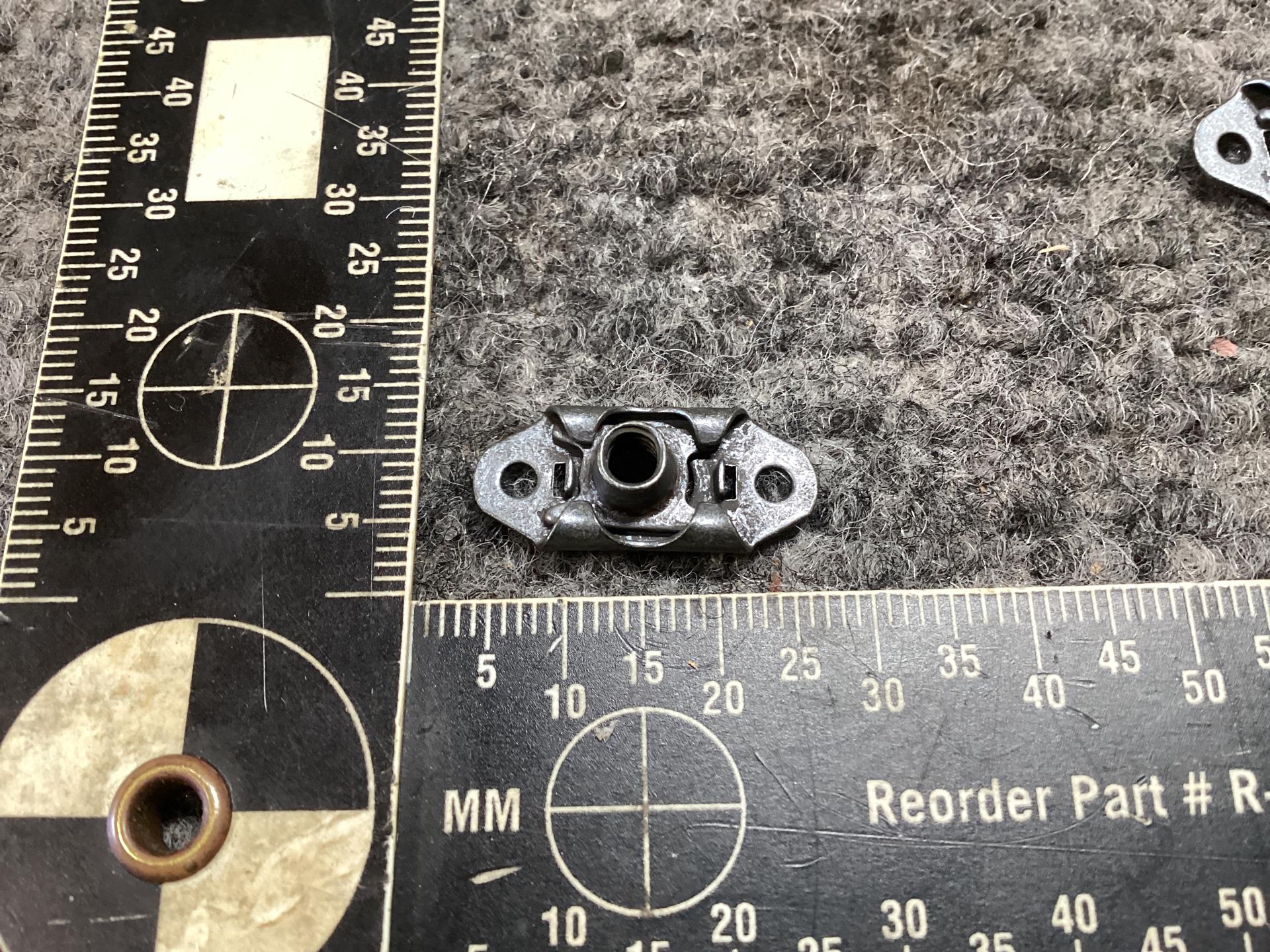 MS21059L08 NUT PLATE