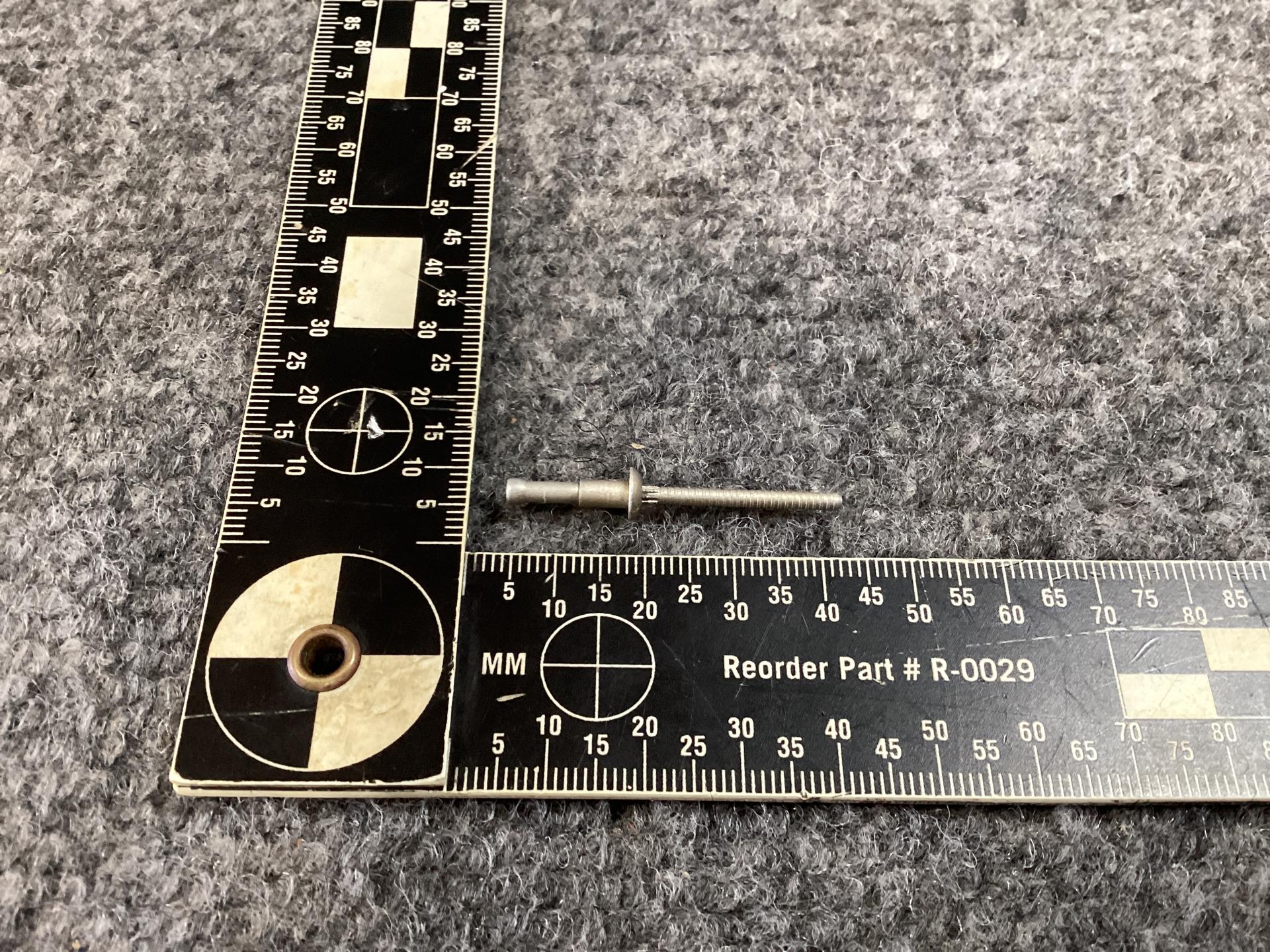 MS20600AD4-2 RIVET BLIND