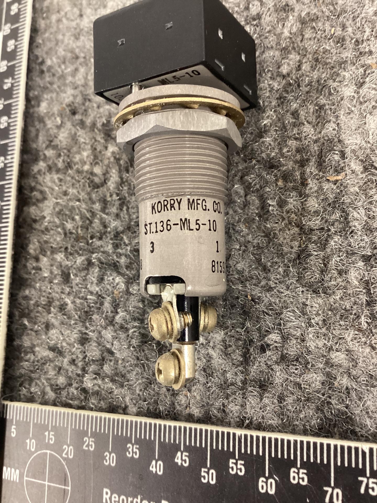ST136ML5-10 LIGHT;INDICATOR