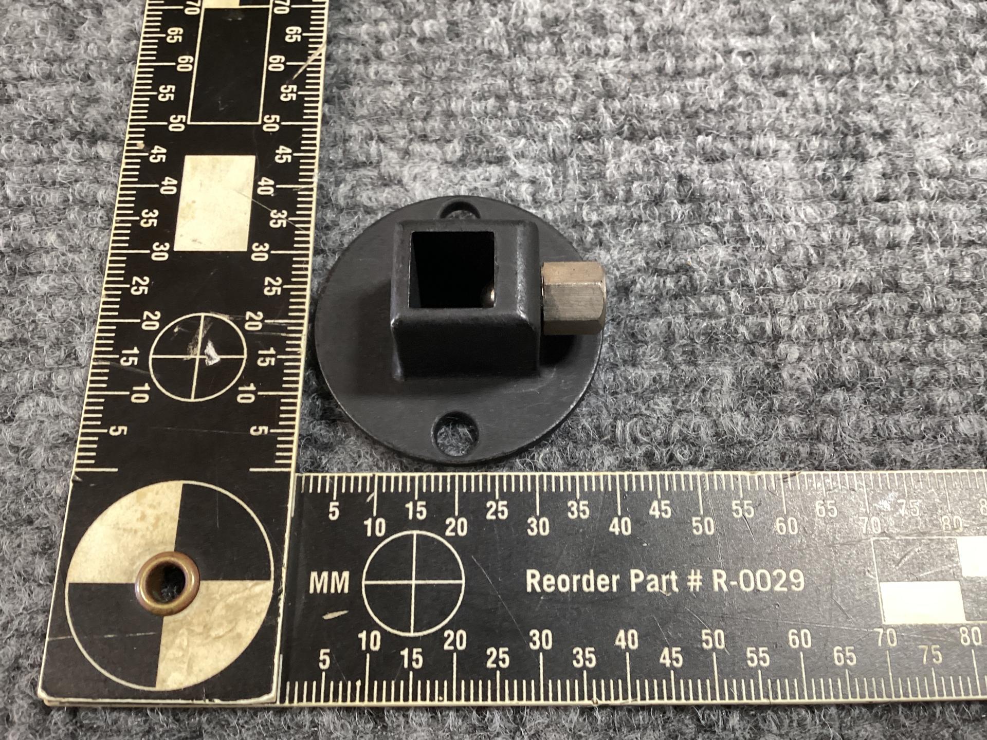 MS17246-1 PLATE MOUNTING