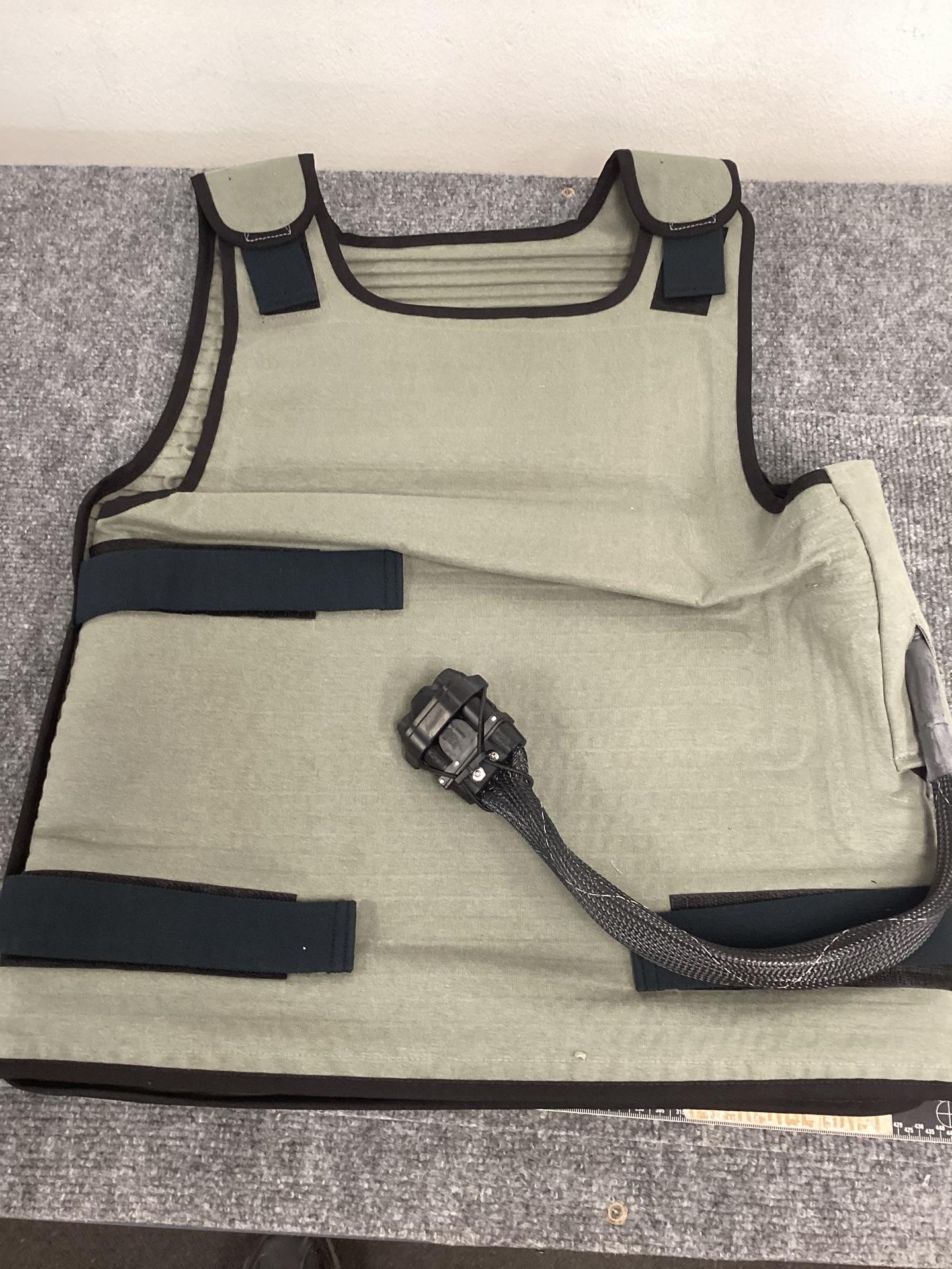 2-11-001-6 MICROCLIMATE COOLING VEST