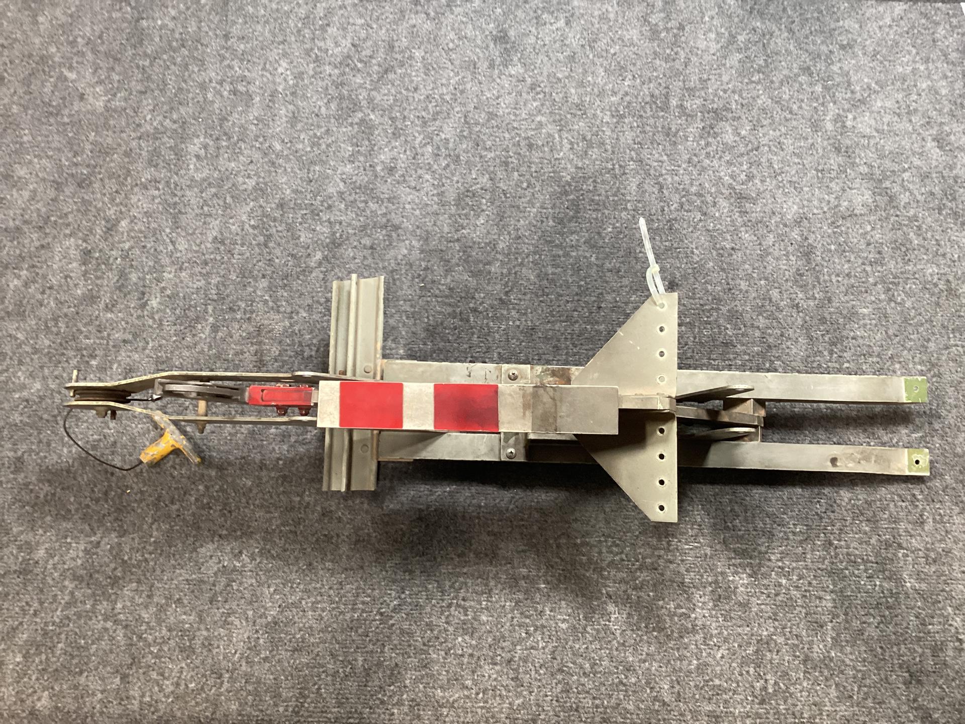 373916-1 EJECTOR;PARACHUTE