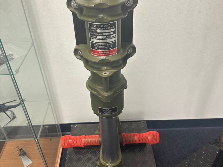 Lynx Nose Oleo Strut Assy WG1342-9004-043